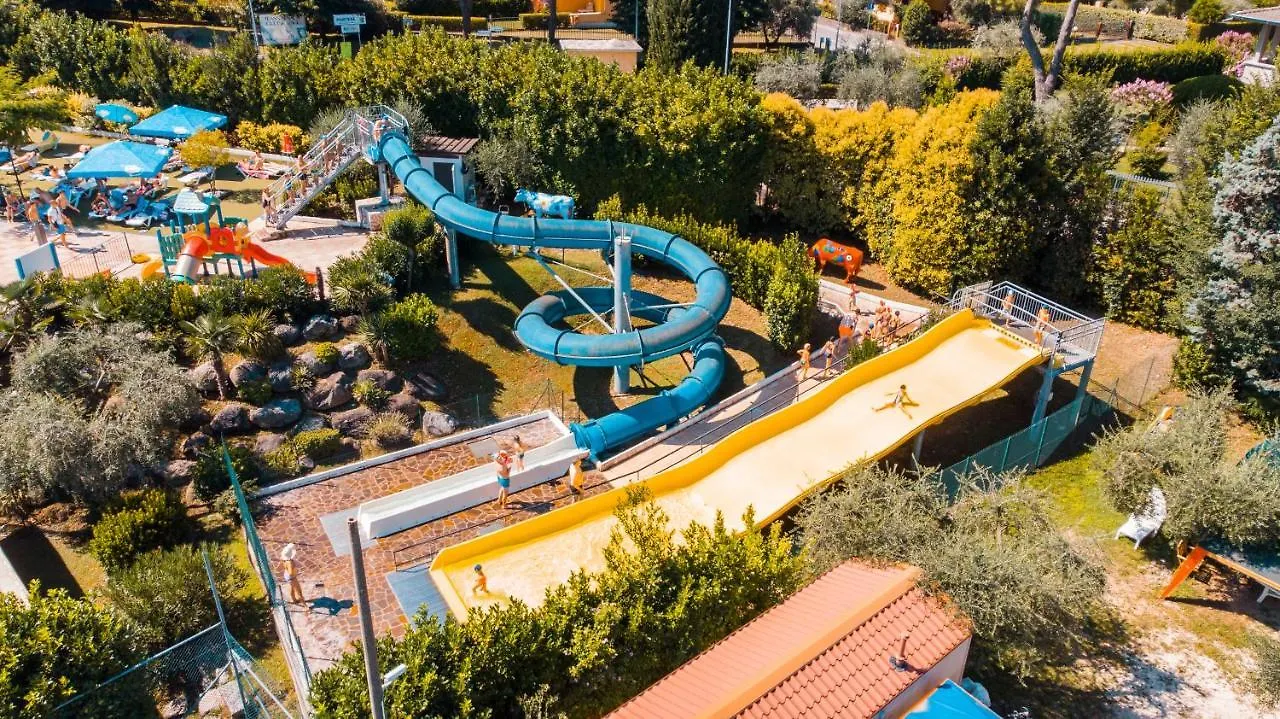 Albatross Mobile Homes On Camping Eden San Felice del Benaco 0*,  Italy